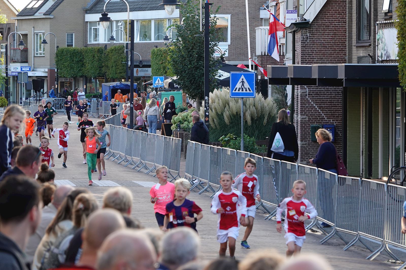 Oranje mini- en jeugdloop 2026