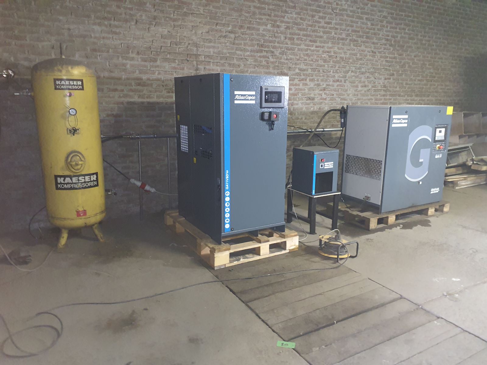Aanpassing + Levering Compressor en leidingwerk