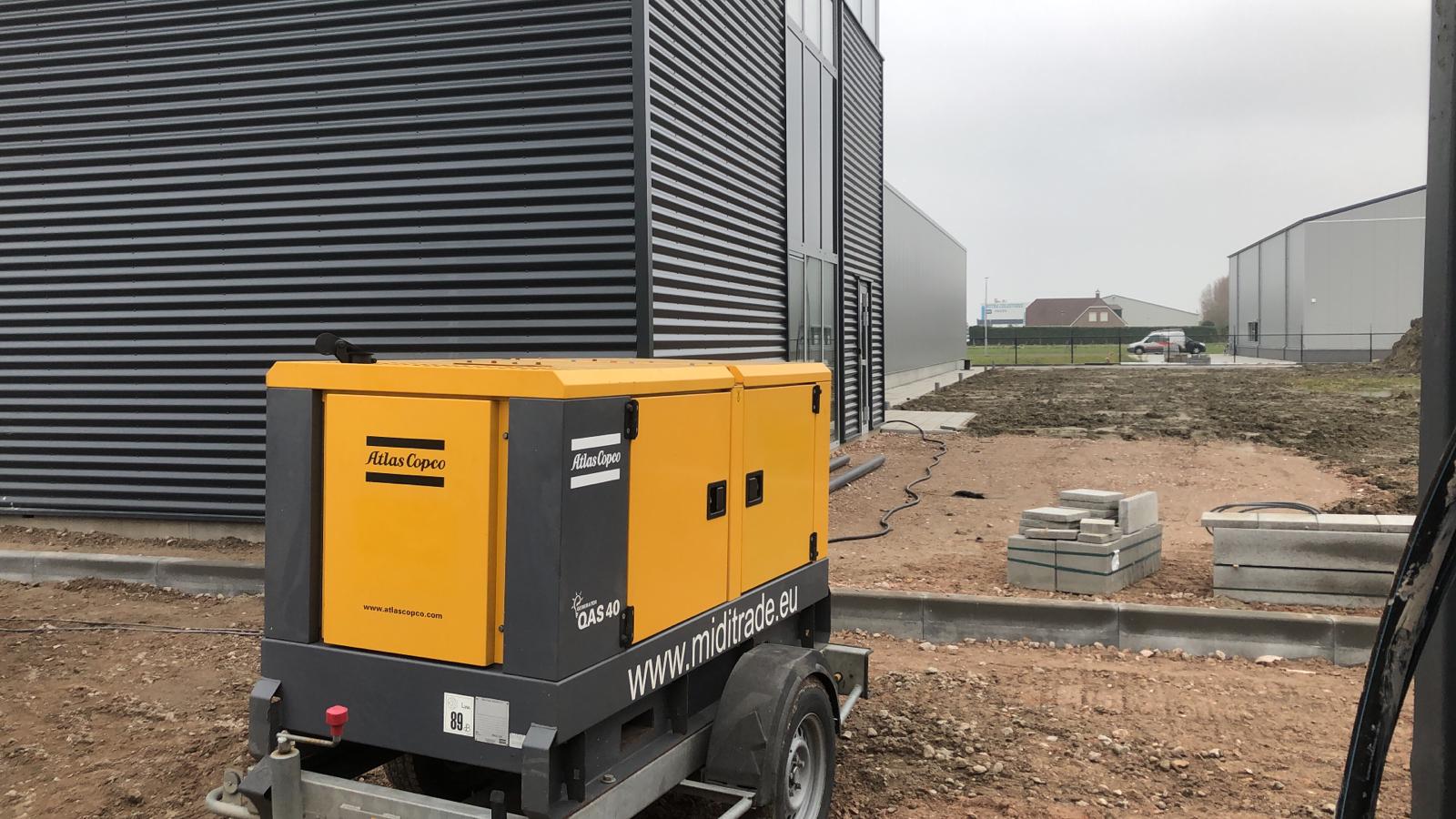 Stroom generator 40 kVa op eigen aanhanger. 