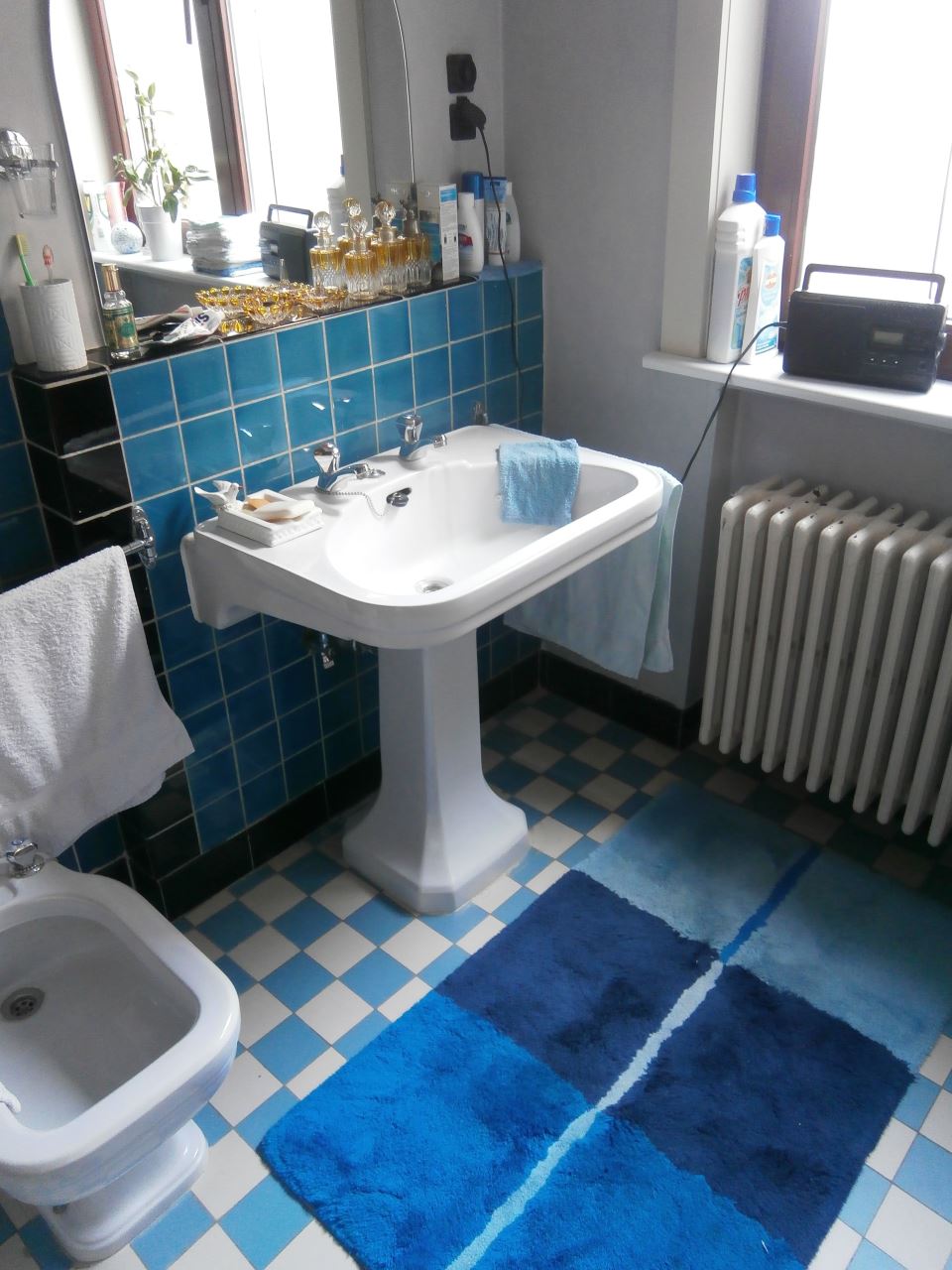 Bad vervangen door een inloopdouche nieuw meubel geplaatst ... Bad vervangen door nieuw bad