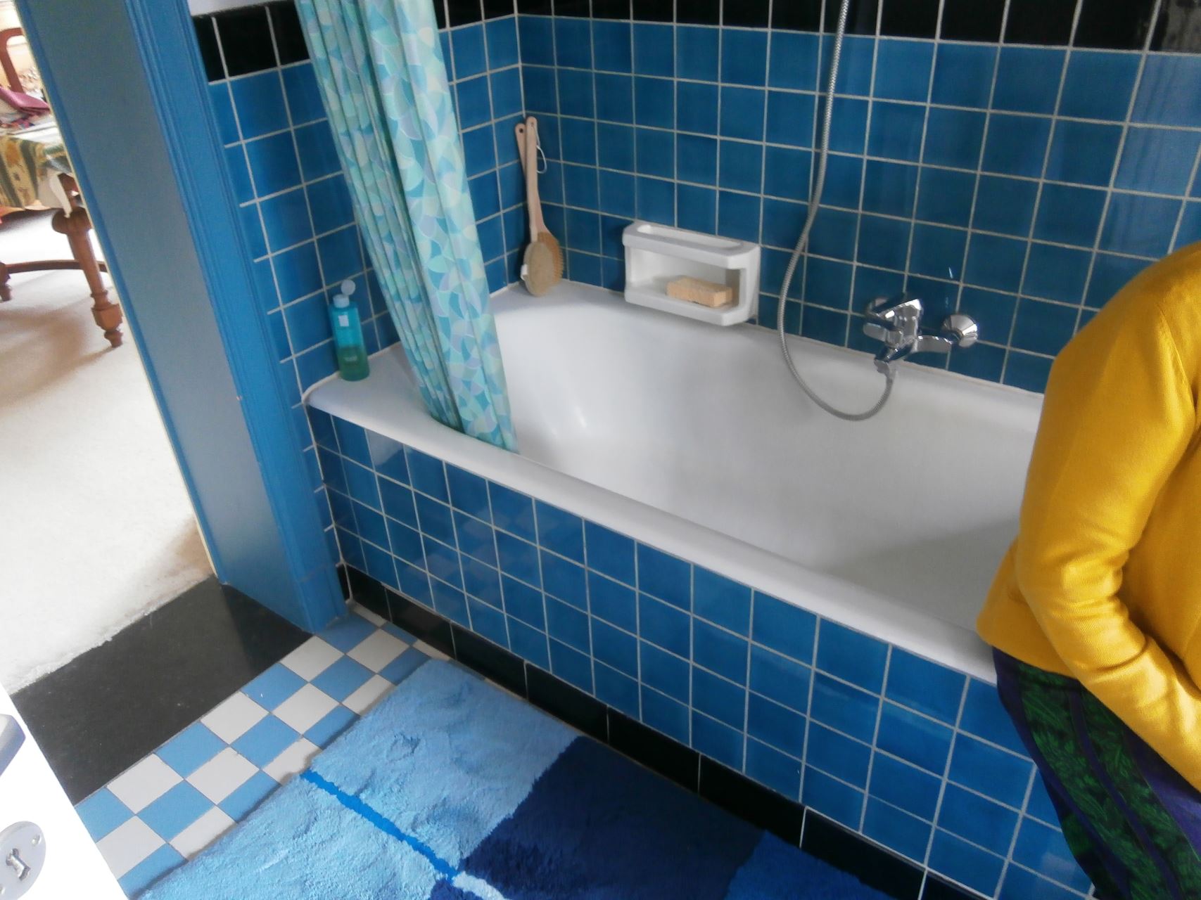 Bad vervangen door een inloopdouche nieuw meubel geplaatst ... Bad vervangen door nieuw bad