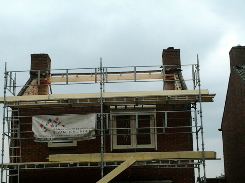 Dakkapel of dakopbouw: wat past beter bij je woning?