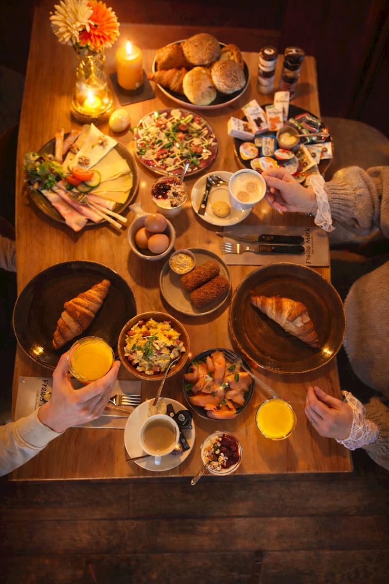 pasen brunch op tafel